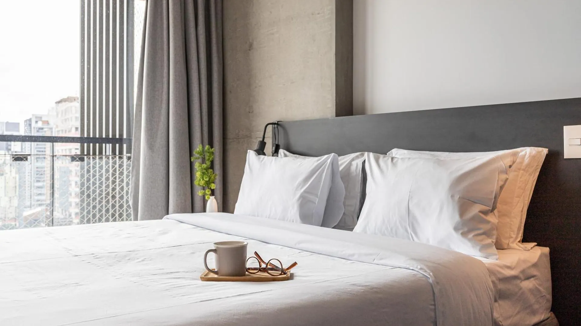 Apartamentos Com Vista Incrivel Para Sao Paulo Ao Lado Da Reboucas E Faria Lima - Ayra Pinheiros