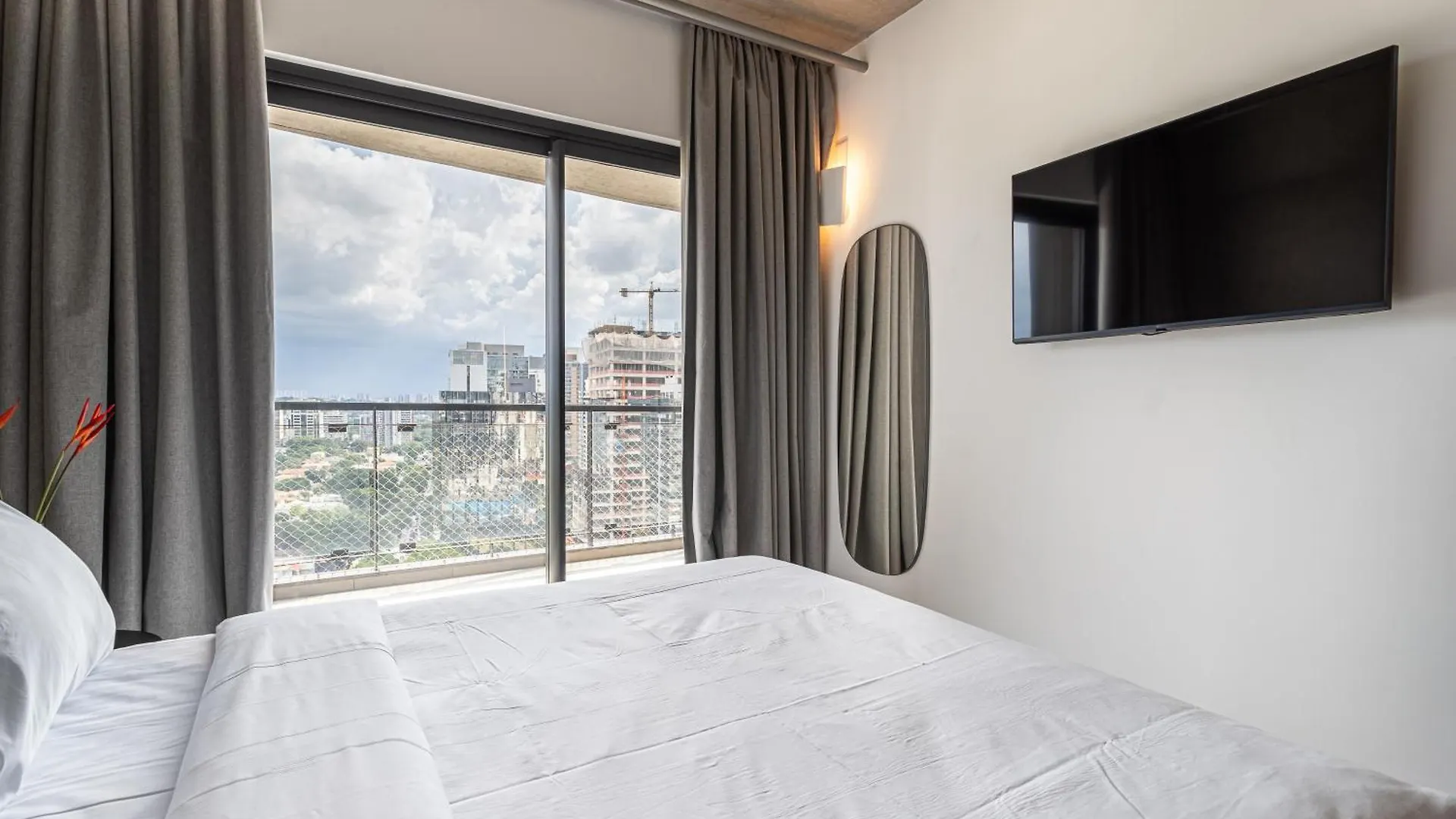 Apartamentos Com Vista Incrivel Para Sao Paulo Ao Lado Da Reboucas E Faria Lima - Ayra Pinheiros 0*,